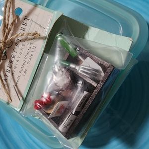 MINI VEGTABLES WITH TOOLS AND SEEDS (DOLLHOUSE, OR MINI TOY)